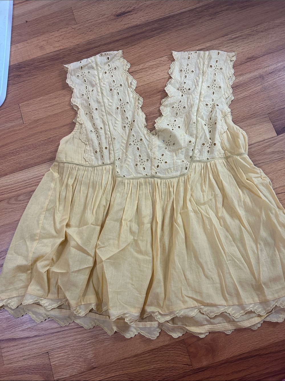 Lucky brand Yellow Eyelet V-Neck Women's Top